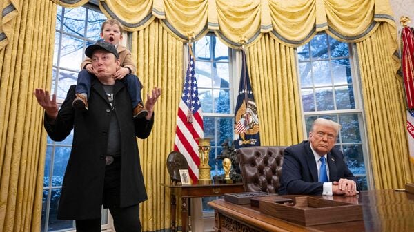 "Elon Musk's Son Steals the Show at White House, Playfully Clashes with Donald Trump"